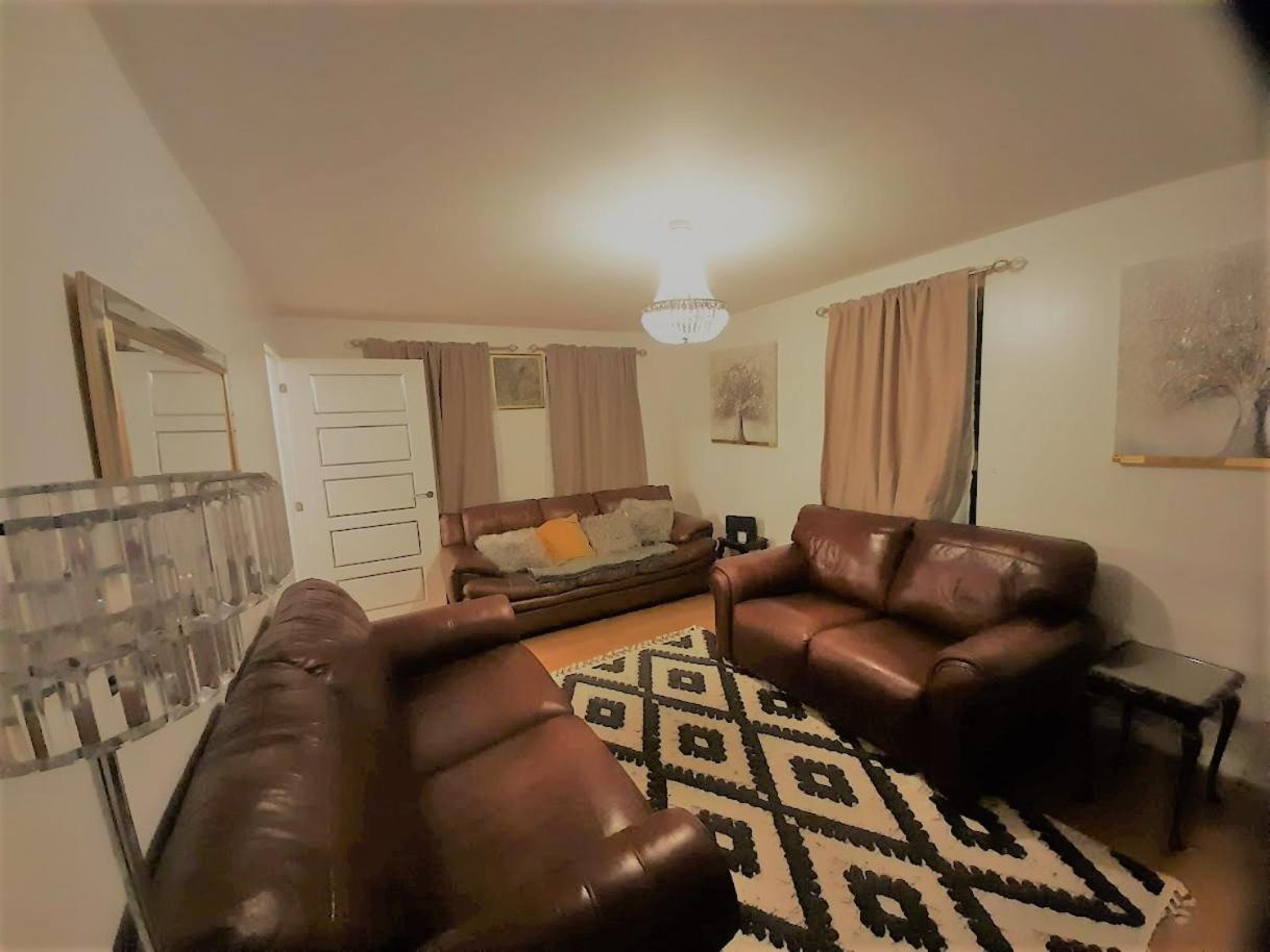 Beautiful 4 Bedroom Treasure Home Hemel Hempstead Esterno foto